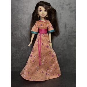 Disney Descendants LONNIE Auradon Prep Doll w/ Shoes & Outfit